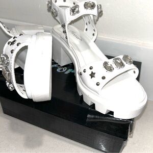 Forever 21 White Platform Sandals with Silver Accents